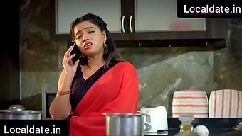 Devar Or Sasur Watches Wife While Leaving Her With Money