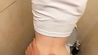Amateur Couple Enjoys Hardcore Sex In The Bathroom And Bedroom
